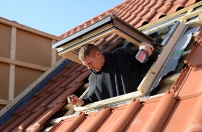 Pose de fenêtres de toit Velux à Hestrus